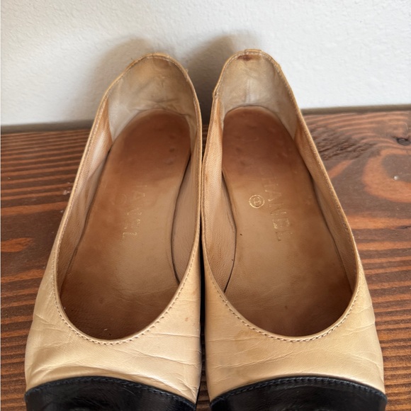 Auth Chanel Two Tone Ballet Flat Size 8 - Picture 4 of 7